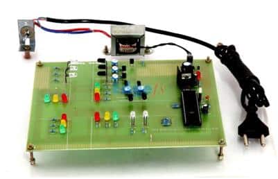 Un prototipo de control de semáforo basado en la densidad