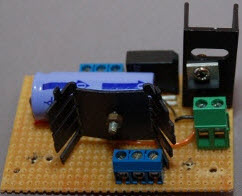 Caja del circuito del controlador del puntero láser